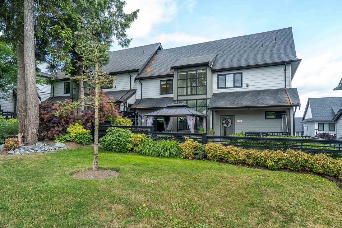 House in Surrey, British Columbia, Canada 3 - 18076654