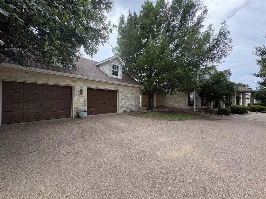House in Gholson, Texas, United States 3 - 18072495