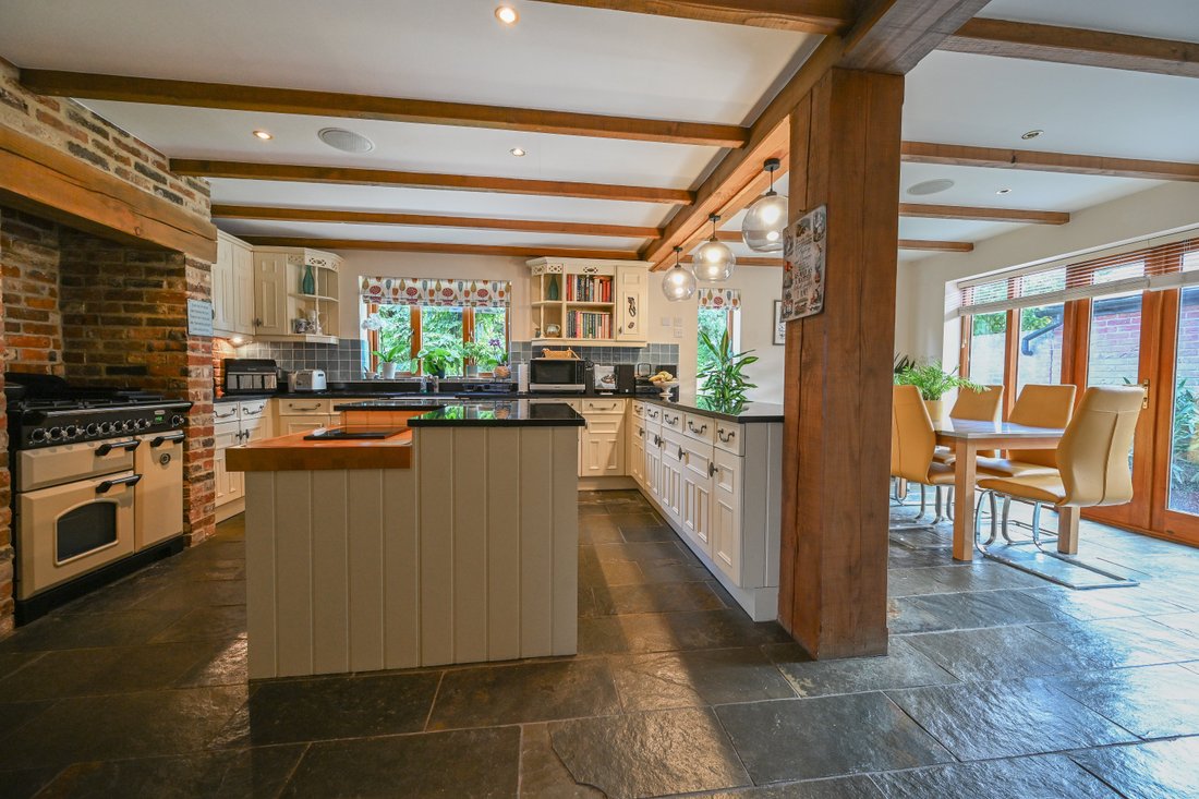 House in Dorset, England 4 - 18071677