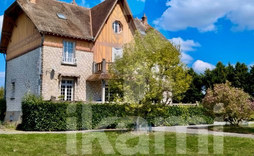 House in Clémont, Centre-Val de Loire, France 1