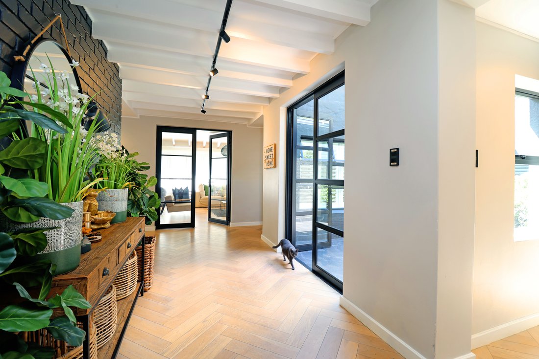 House in Illovo, Chislehurston, Gauteng 2 - 18077776