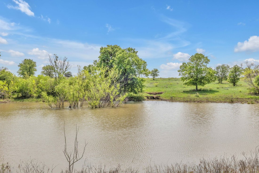 Farm Ranch in Saint Hedwig, Texas, United States 2 - 18077887