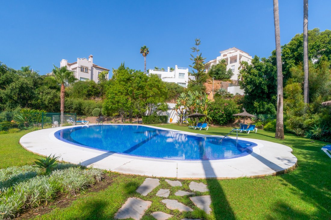 Penthouse in La Quinta, Benahavis, Andalusia 5 - 18079268