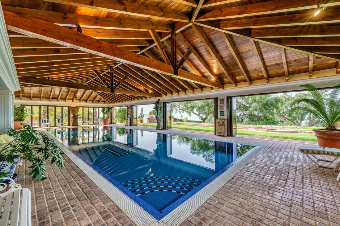 Finca in Elviria-Cabopino, Marbella, Spain 3 - 18079400