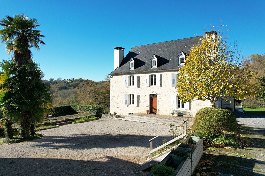 House in Pau, Nouvelle-Aquitaine, France 2 - 18072389