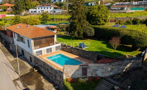 Casa a Nogueiro e Tenoes, Braga, Portogallo 1