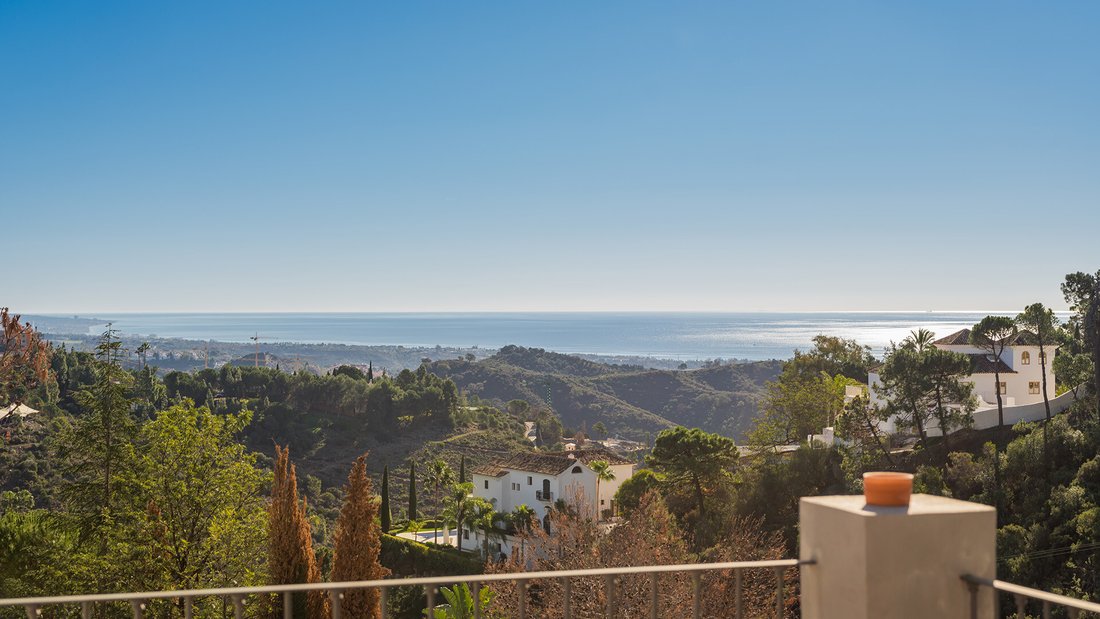 Villa in El Madroñal, Benahavis, Spain 4 - 18079434