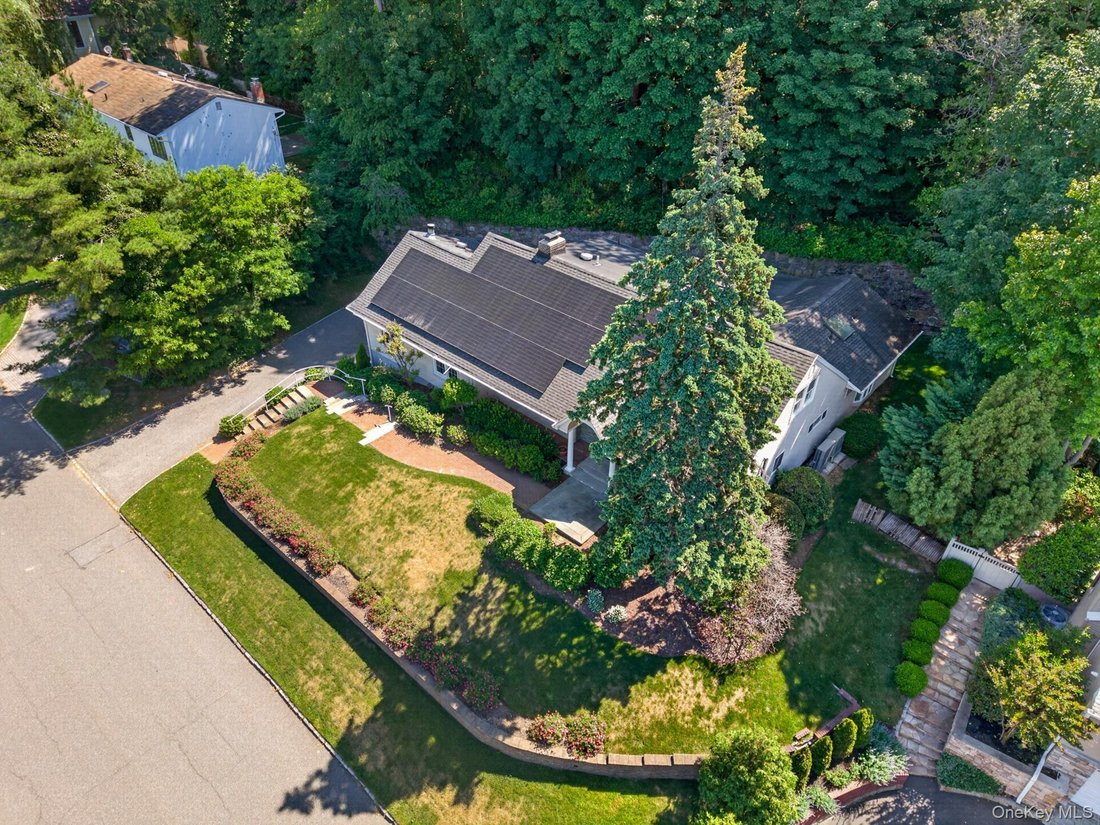 House in East Hills, New York, United States 2 - 18078897