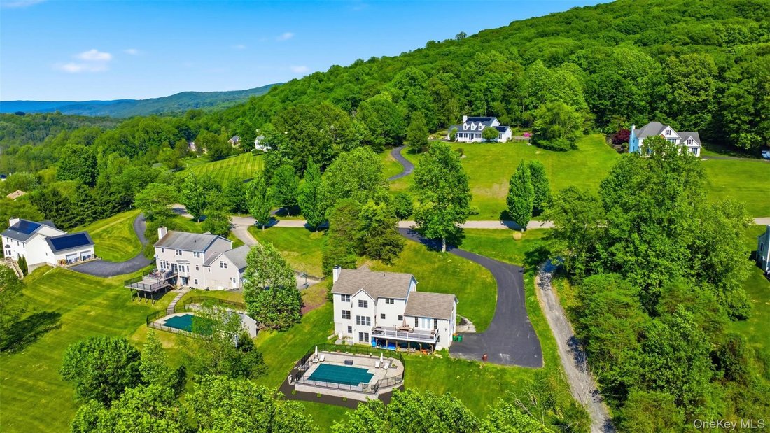 Casa a Hopewell Junction, New York, Stati Uniti 2 - 18076116