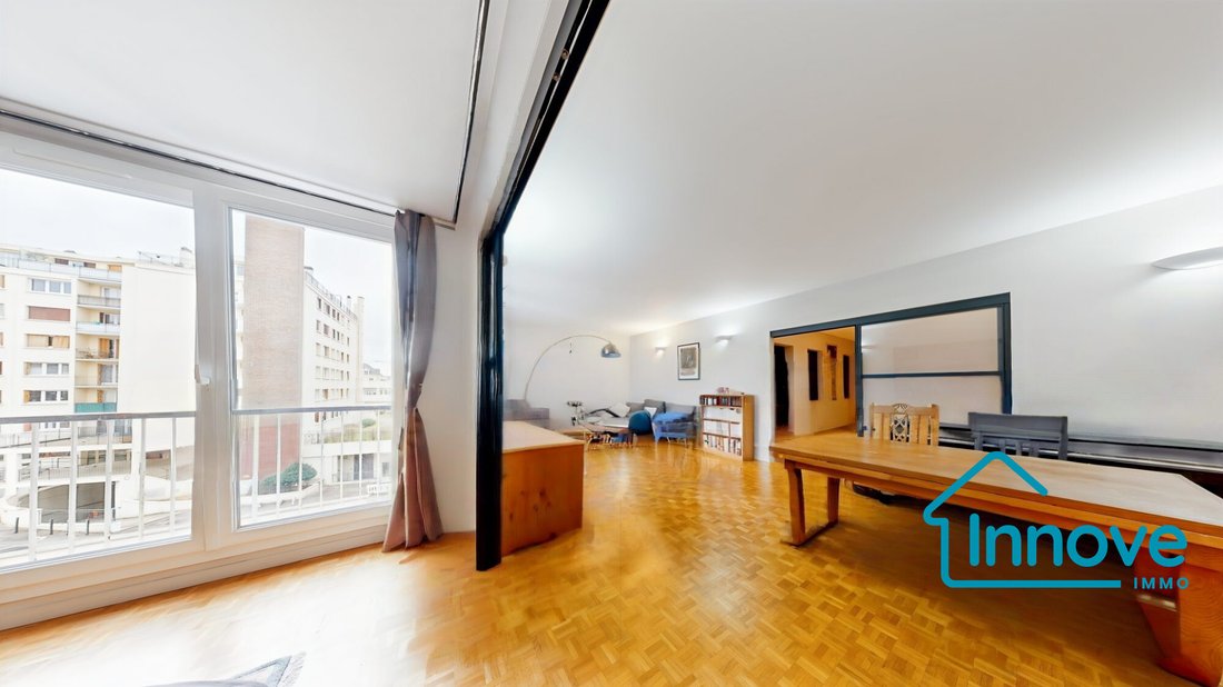 Apartment in Domaine National du Château, Versailles, France 1 - 17143904