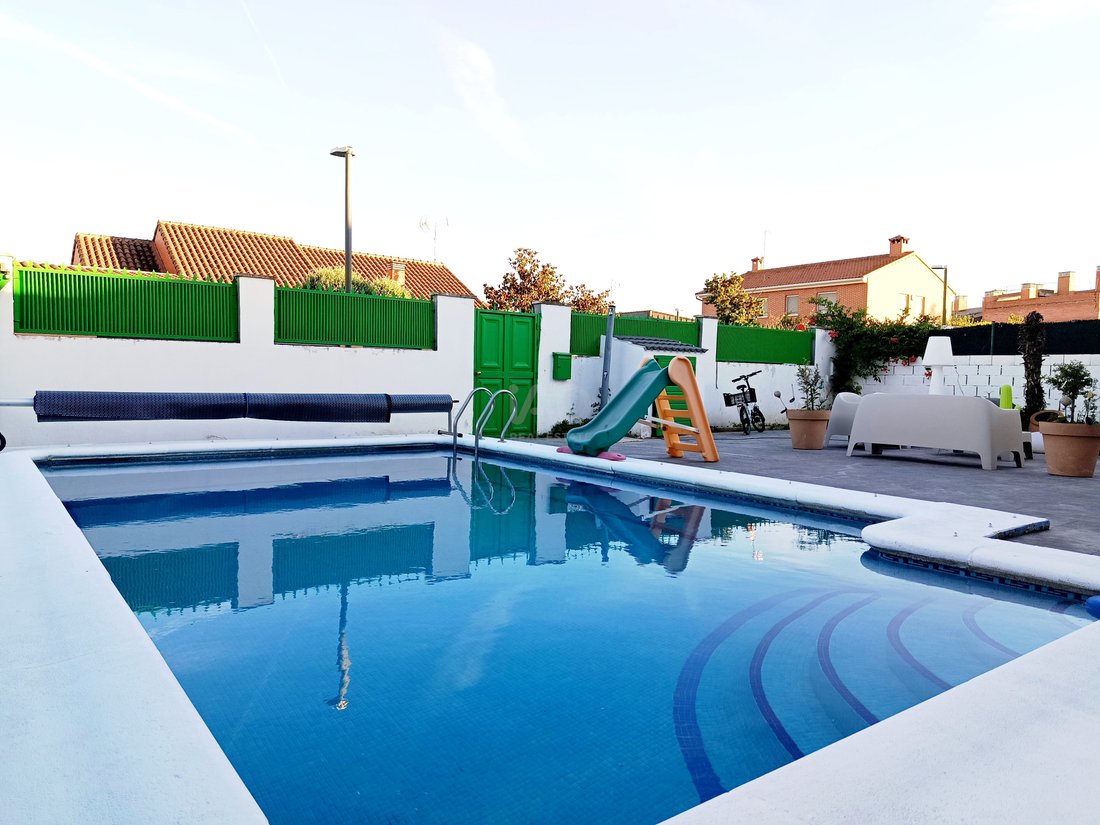 Townhouse in Meco, Comunidad de Madrid, Spain 1 - 17303445