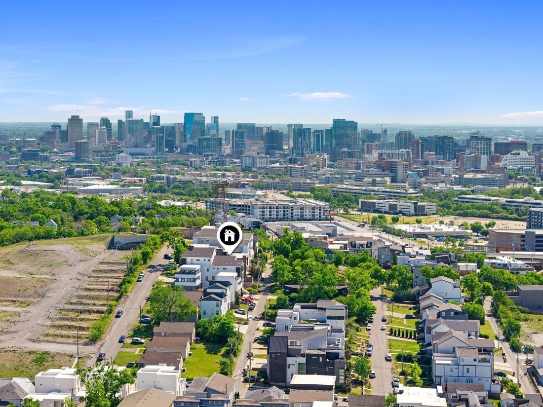 Co Op in Nashville, Tennessee, United States 3 - 18076232
