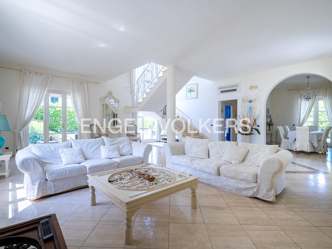 Villa in Vittoria Apuana, Forte dei Marmi, Tuscany 3 - 18071286