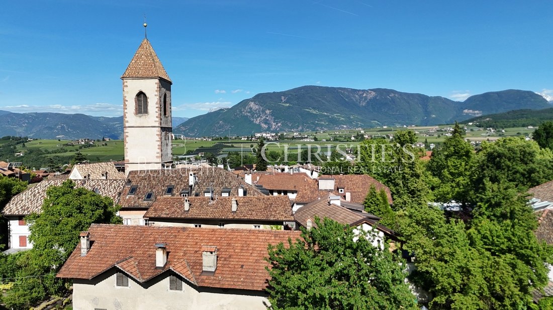 Land in Appiano Sulla Strada del Vino / Eppan an der Weinstraße, Trentino – Alto Adige/Südtirol, Italy 1 - 18079257
