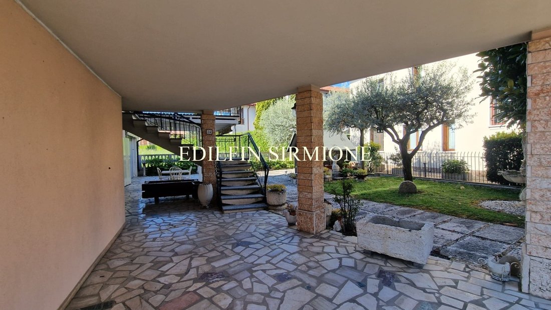 Villa in Lugana, Sirmione, Lombardy 4 - 17778930