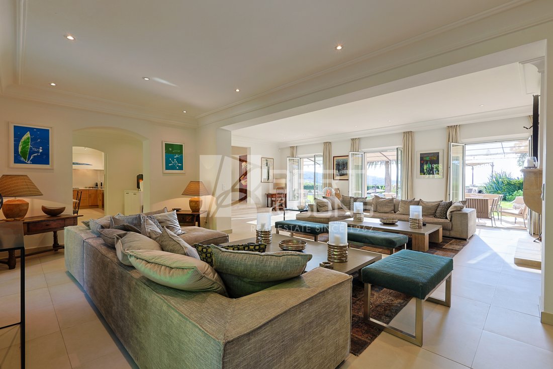 House in Zone Ouest Urbaine, Saint-Tropez, France 5 - 18071317