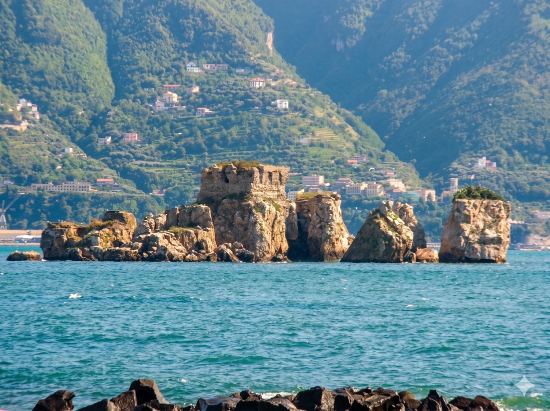 Private Island in Torre Annunziata, Campania, Italy 1 - 18079071