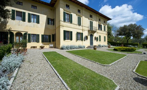 Villa in Monteriggioni, Tuscany, Italy 1