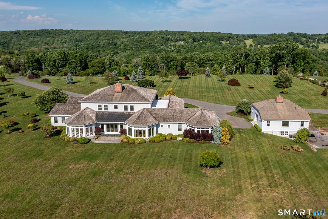 House in Bridgewater, Connecticut, United States 4 - 18071425