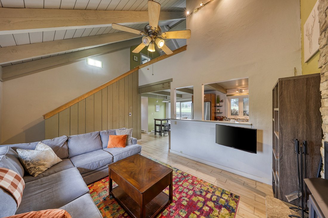 Condo in Gallatin Gateway, Montana, United States 4 - 18071301