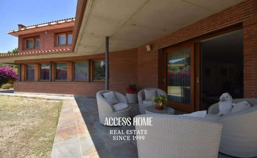 House in Cabrera de Mar, Catalonia, Spain 1