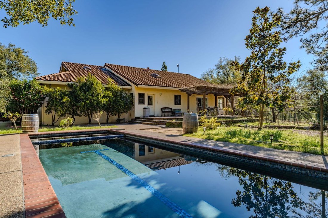House in Plymouth, California, United States 1 - 16389884