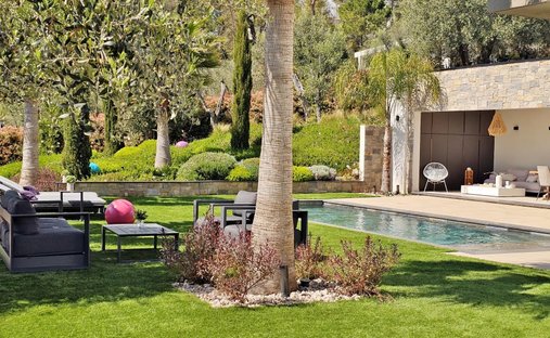 Villa in Opio, Provence-Alpes-Côte d'Azur, France 1