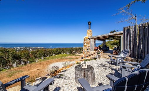 Estate in Onrus, Western Cape, South Africa 1