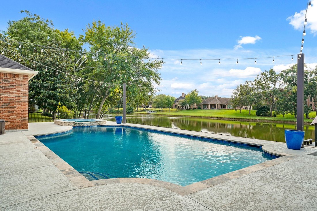 House in Fulshear, Texas, United States 3 - 18075763