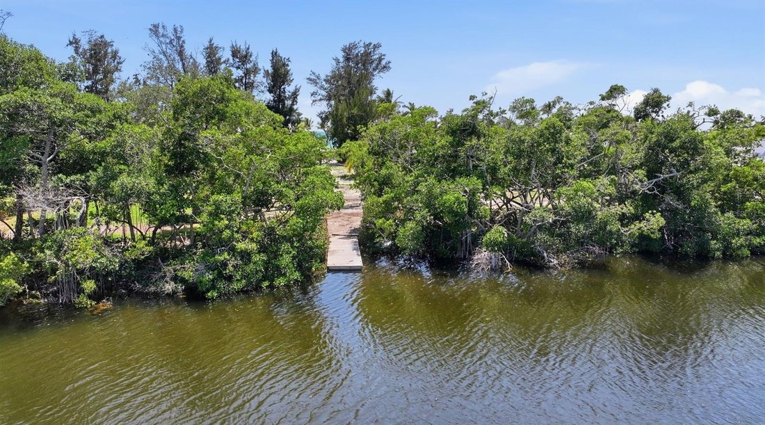 Land in Siesta Key, Florida, United States 5 - 18072788