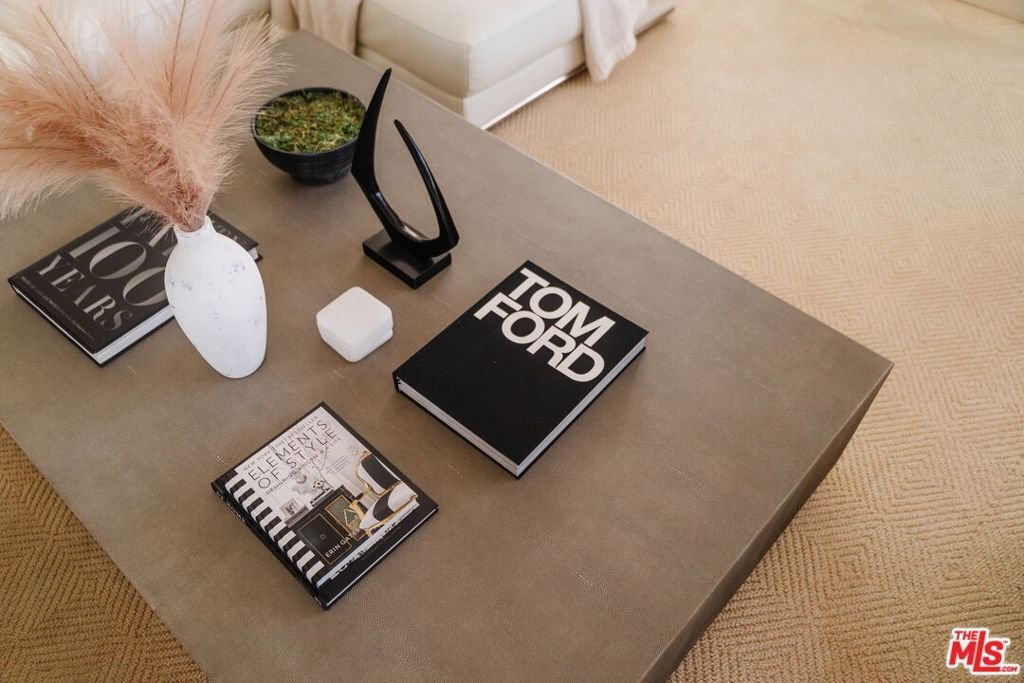 Condo in Beverly Hills, California, United States 5 - 18079006