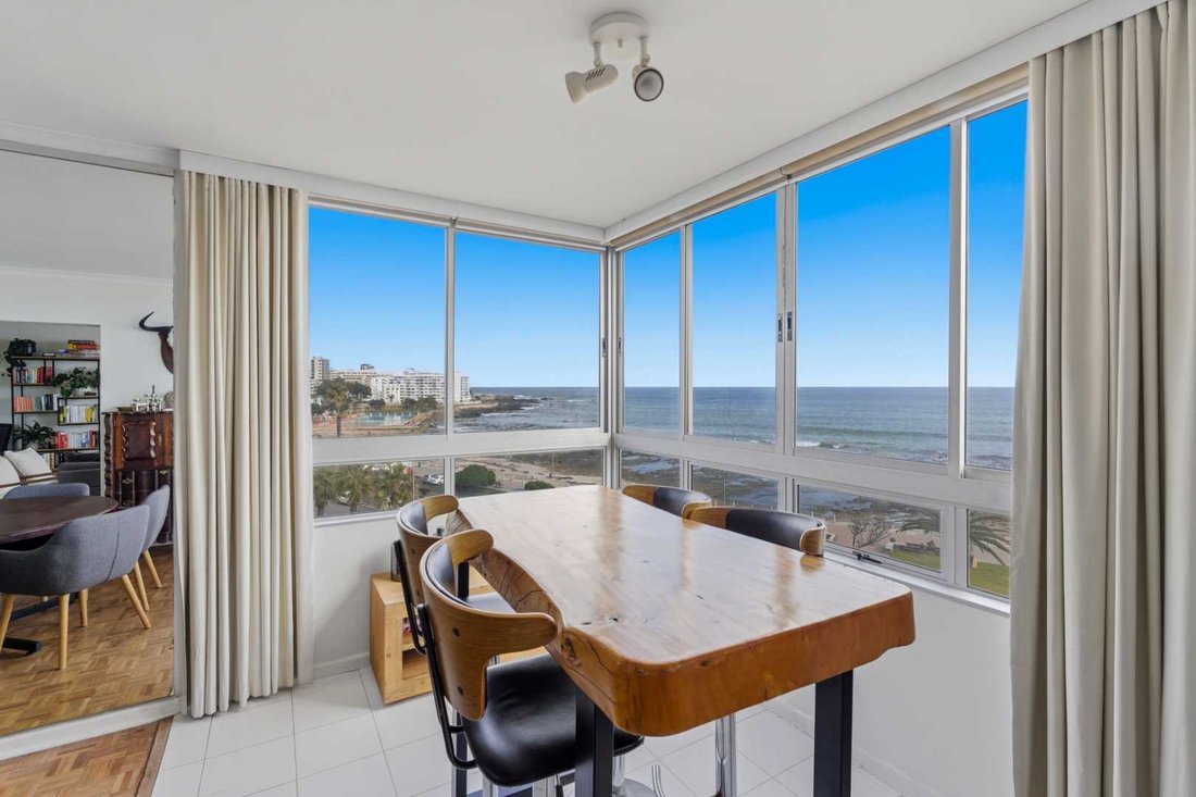 Apartment in City Centre, Cape Town, South Africa 3 - 18079073
