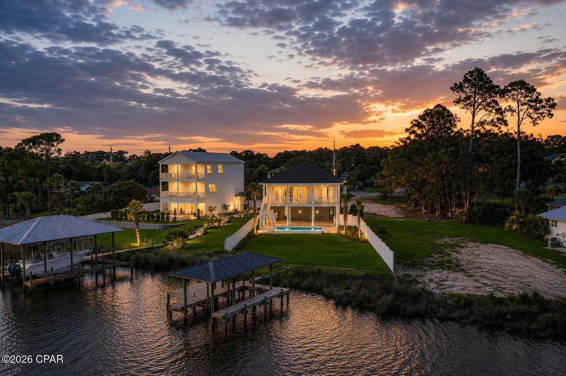Panama City Beach, Florida, United States 1 - 18073448