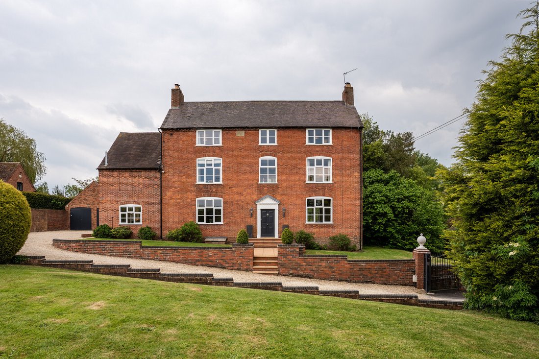 Farm Ranch in Wolverley, England 1 - 18078794