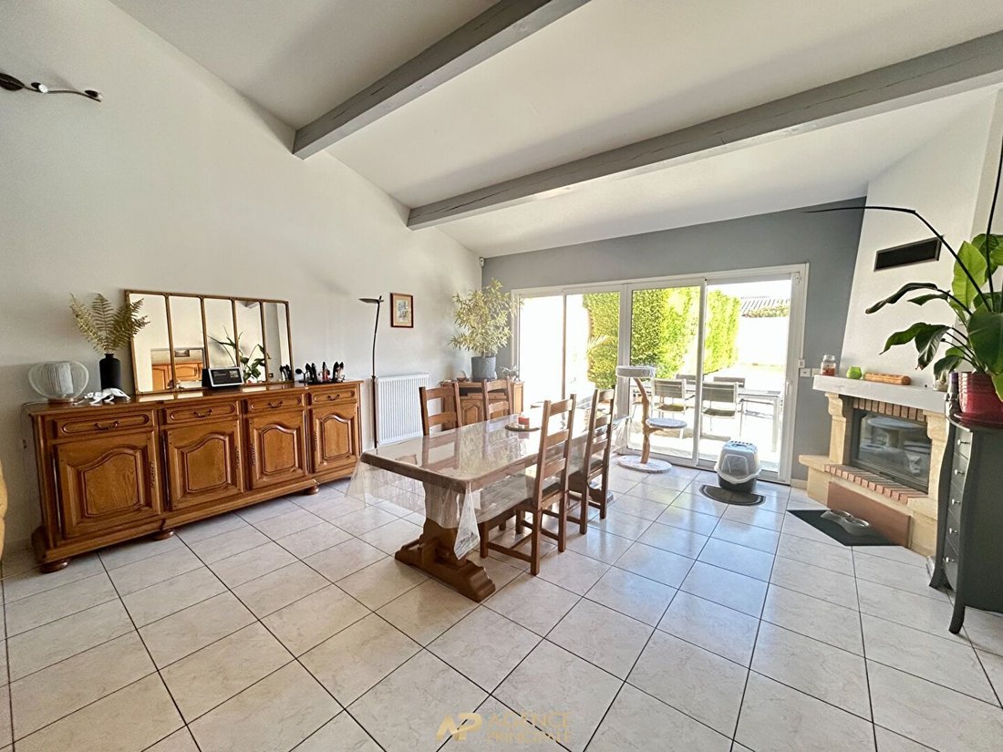 House in Bourg, Aytre, France 5 - 18072565