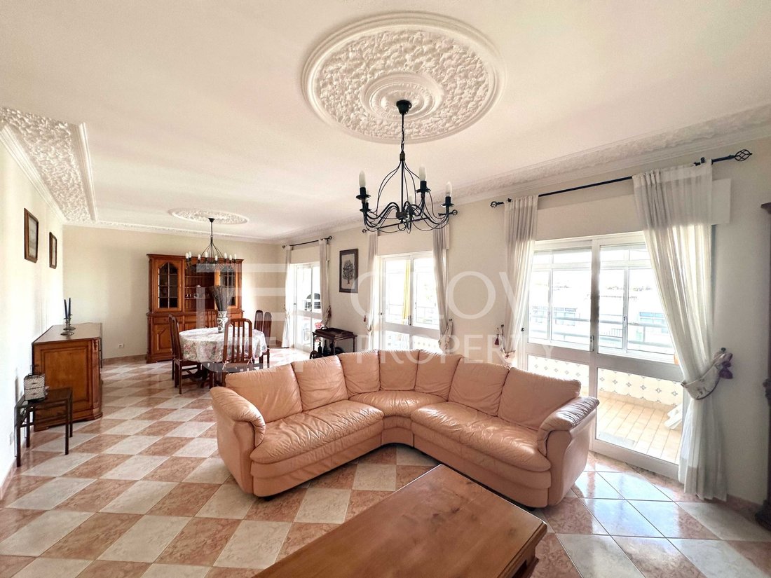 Apartment in Quarteira, Algarve, Portugal 1 - 18077045