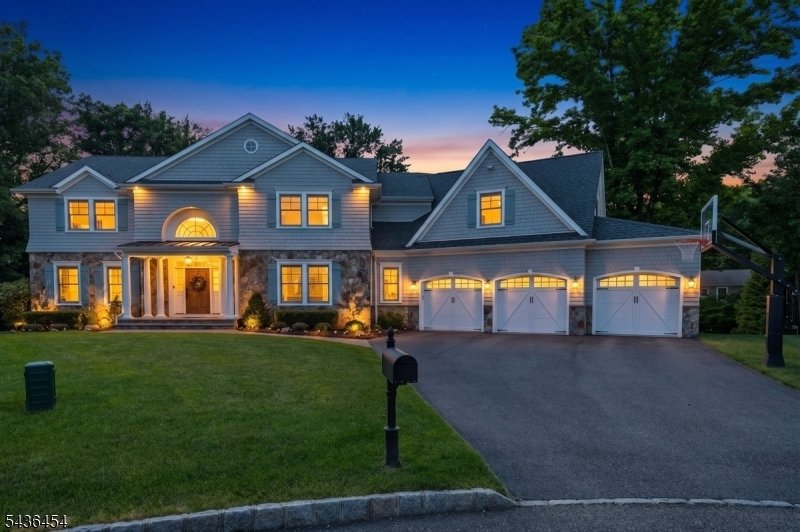 House in Allendale, New Jersey, United States 1 - 18076099
