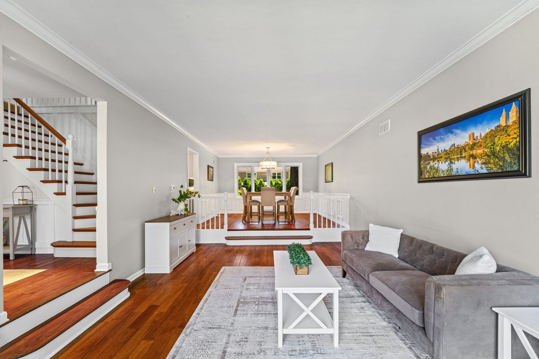 House in Arlington Heights, Illinois, United States 4 - 18076328