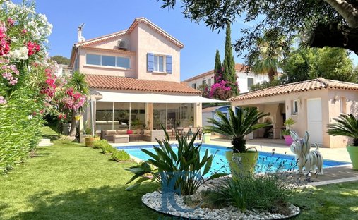 House in Sanary-sur-Mer, Provence-Alpes-Côte d'Azur, France 1