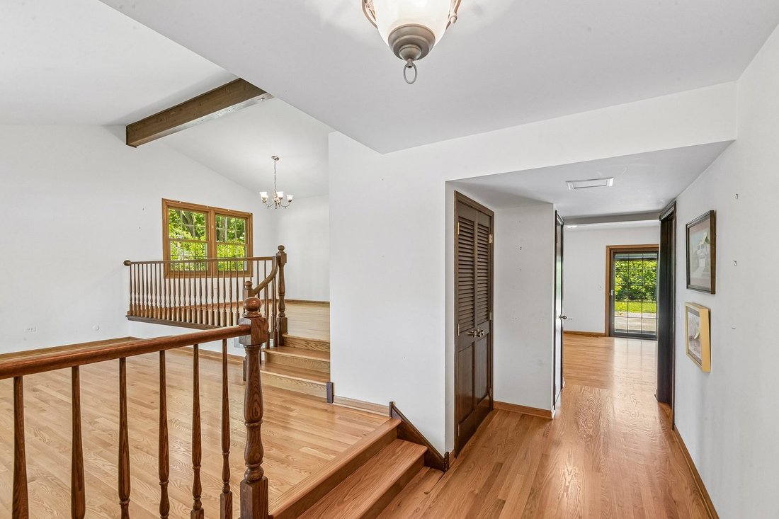 House in Prospect Heights, Illinois, United States 3 - 18076322