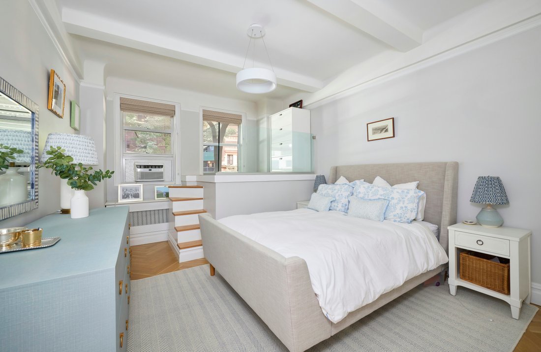 Co Op in New York, New York, United States 5 - 18066959
