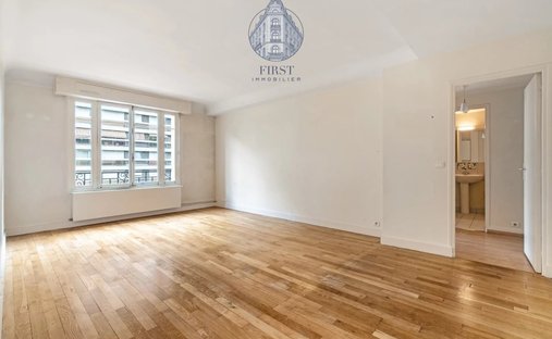 Apartment in Porte Dauphine, Paris 16e Arrondissement, Paris 1