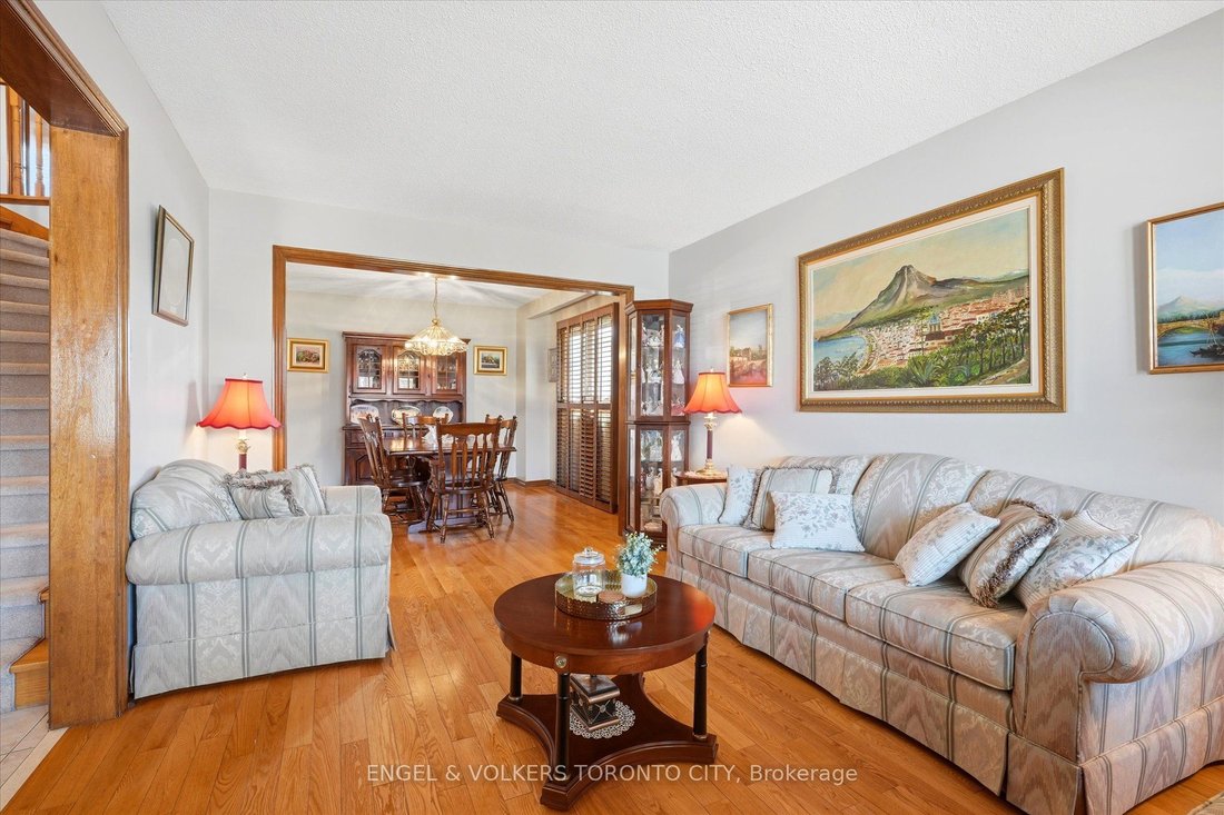 House in Vaughan, Ontario, Canada 5 - 18076648