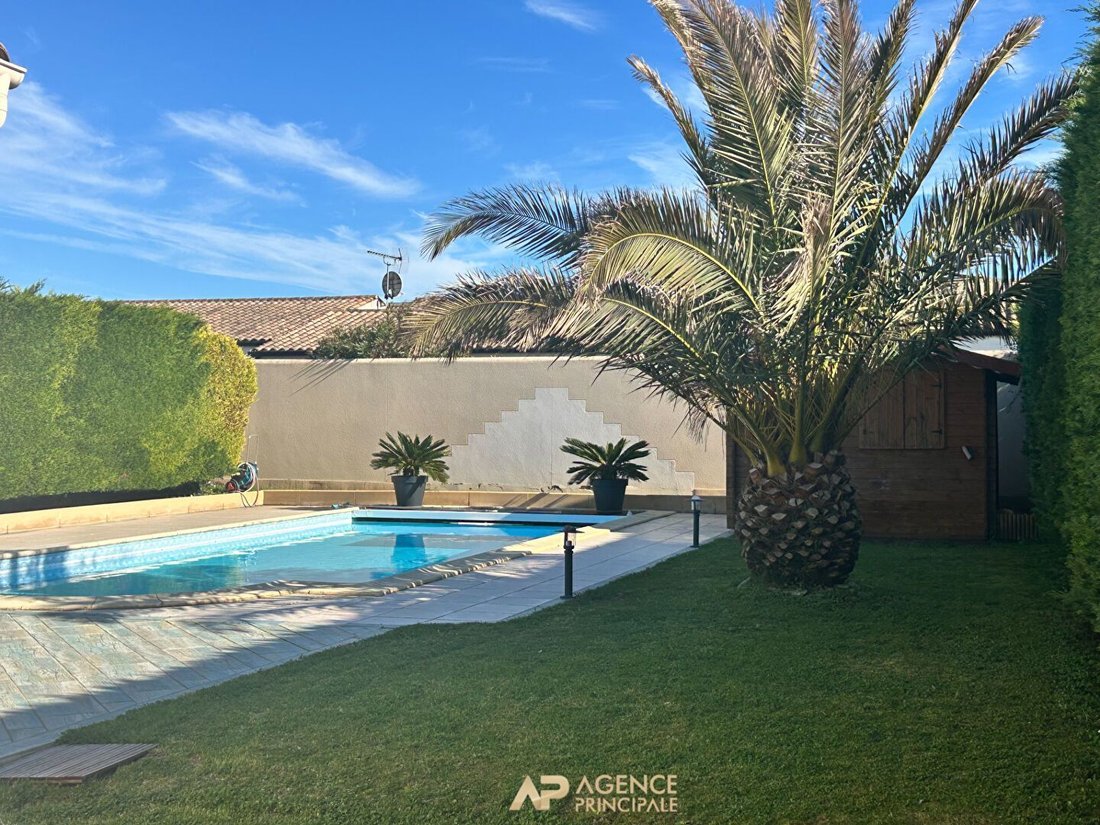House in Bourg, Aytre, France 1 - 18072565