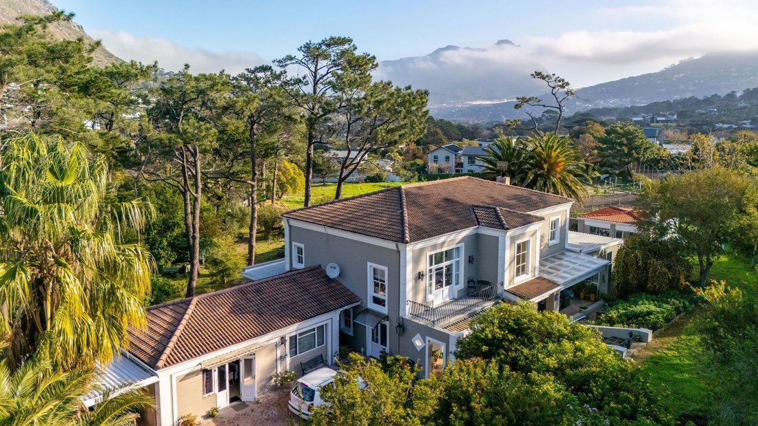House in Pinelands, Southern Suburbs, Cape Town 5 - 18074492