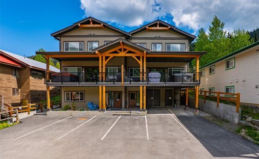 Apartment in Sun Peaks, British Columbia, Canada 1
