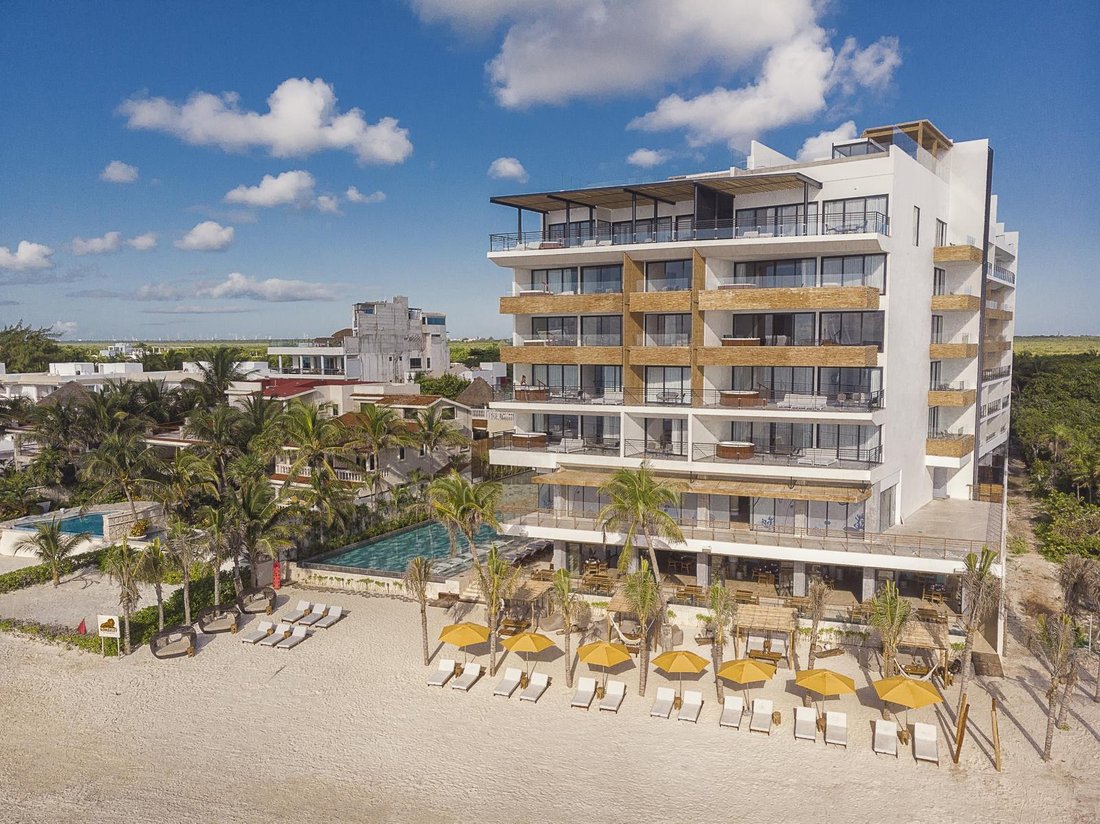 Apartment in Puerto Morelos, Quintana Roo, Mexico 1 - 18073237