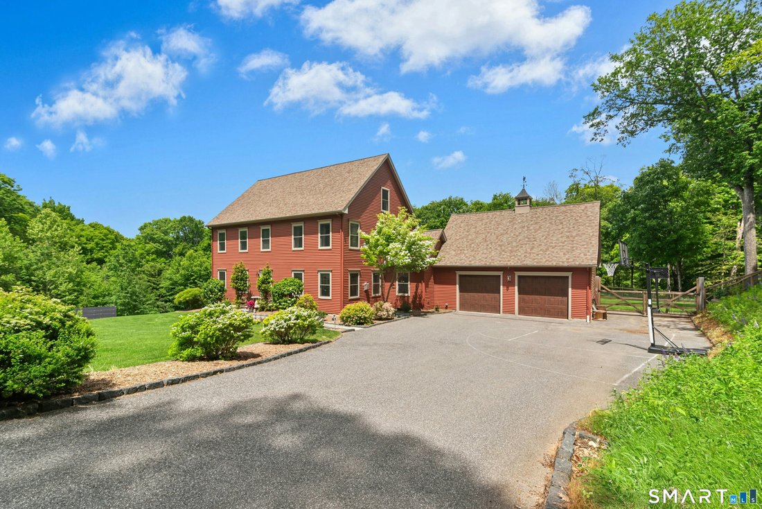 House in Southbury, Connecticut, United States 4 - 18074710