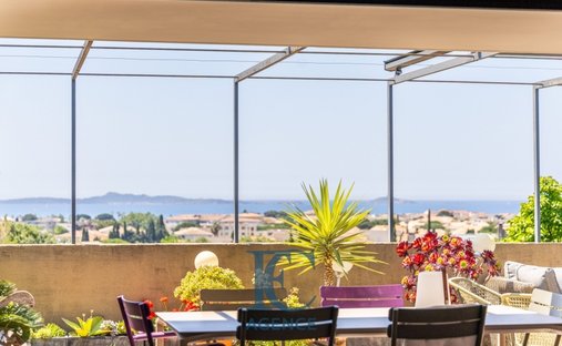 Apartment in Sanary-sur-Mer, Provence-Alpes-Côte d'Azur, France 1