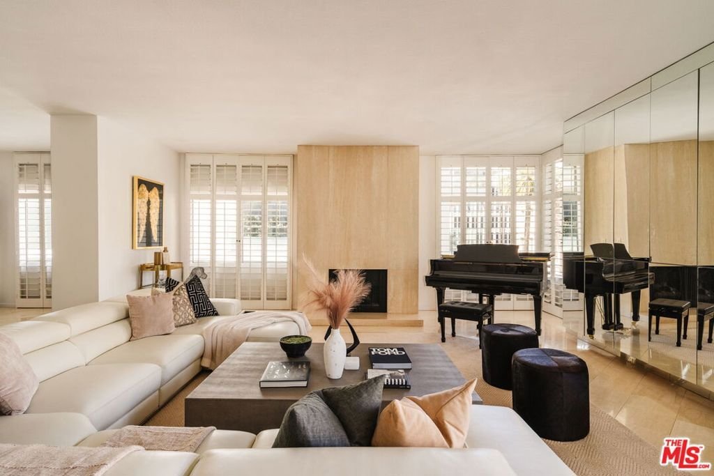 Condo in Beverly Hills, California, United States 3 - 18079006